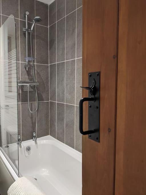Baker'S Cottage, Urban Spa And Garden Bar Evesham Extérieur photo