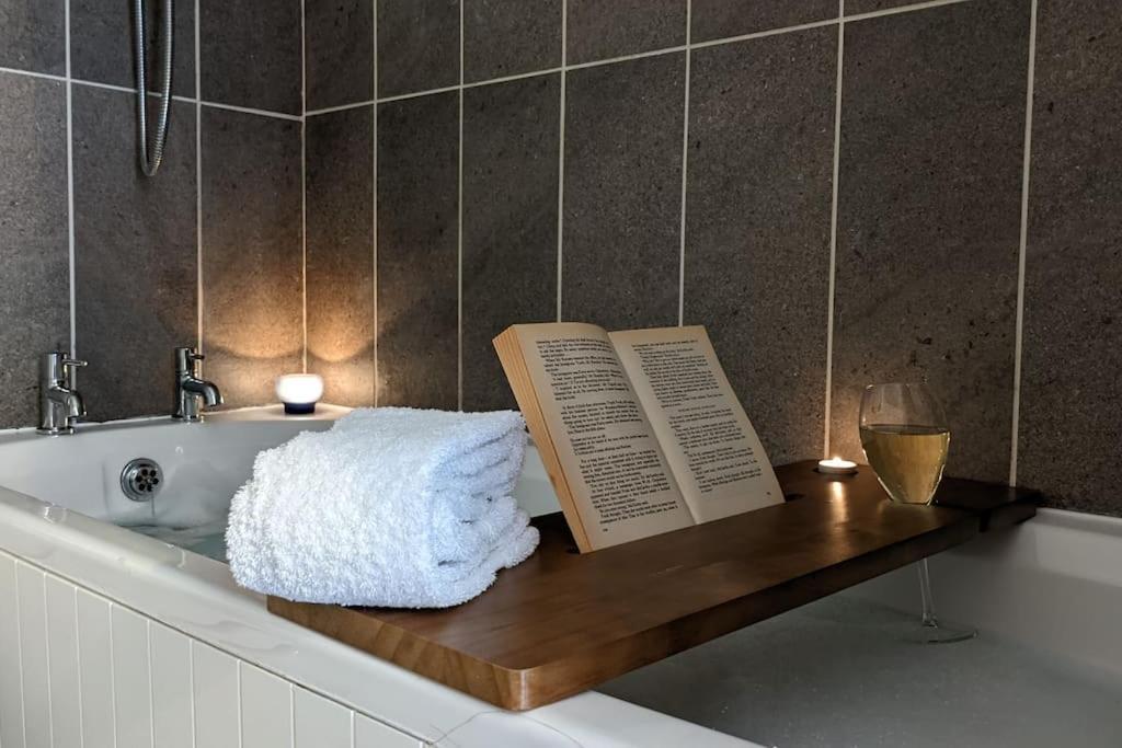 Baker'S Cottage, Urban Spa And Garden Bar Evesham Extérieur photo